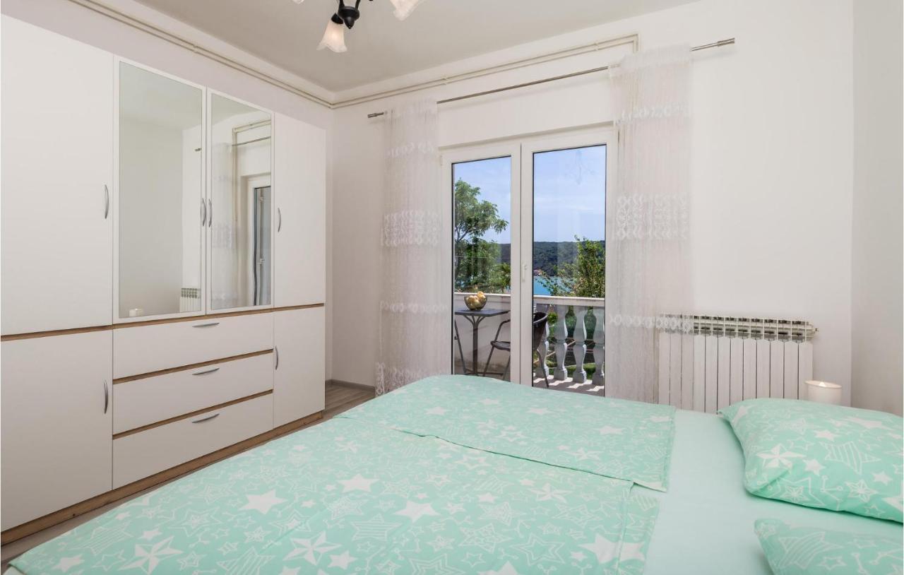 1 Bedroom Amazing Apartment In Kampor Exterior photo